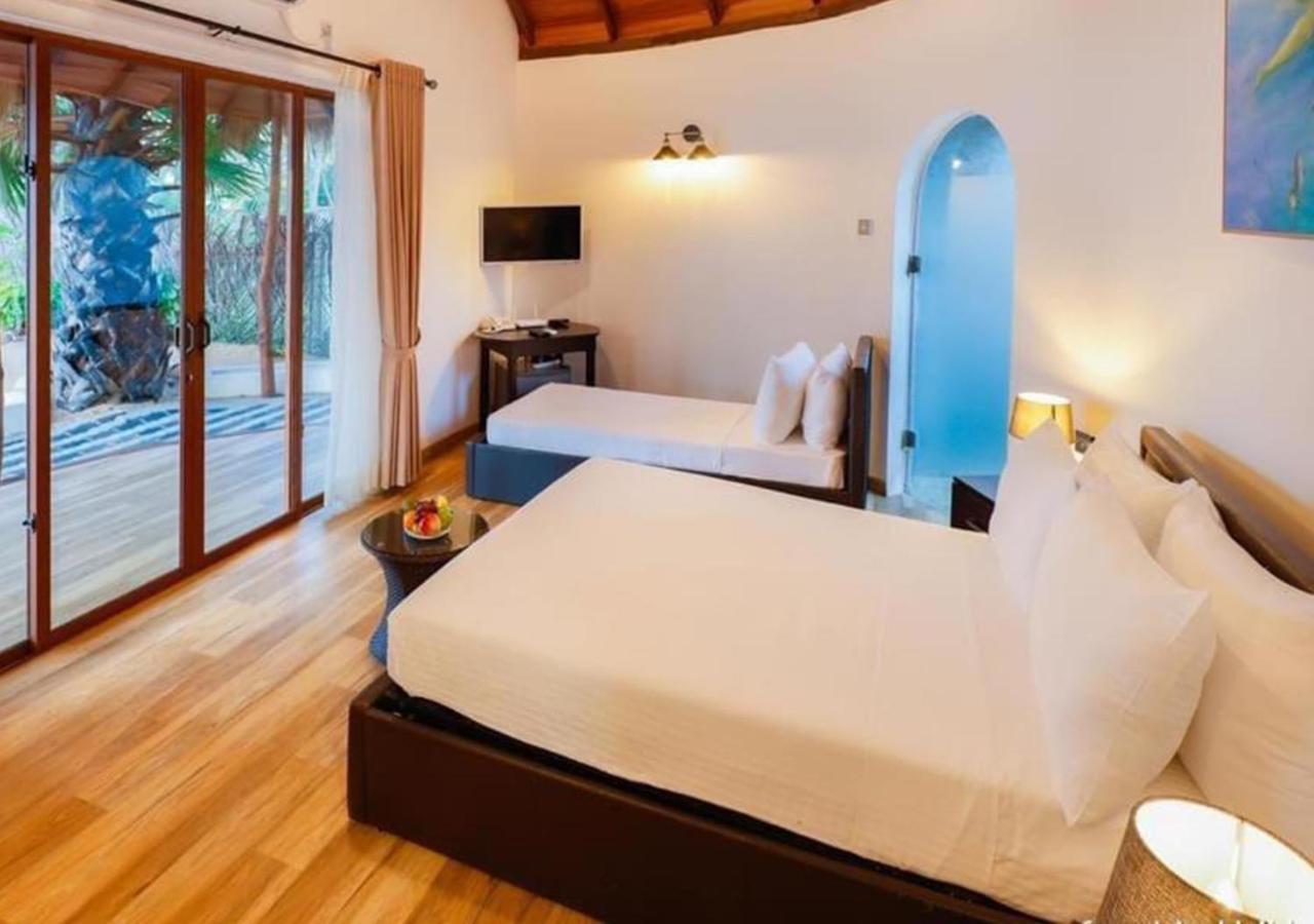 The Blue Lagoon Resort Калпития Экстерьер фото