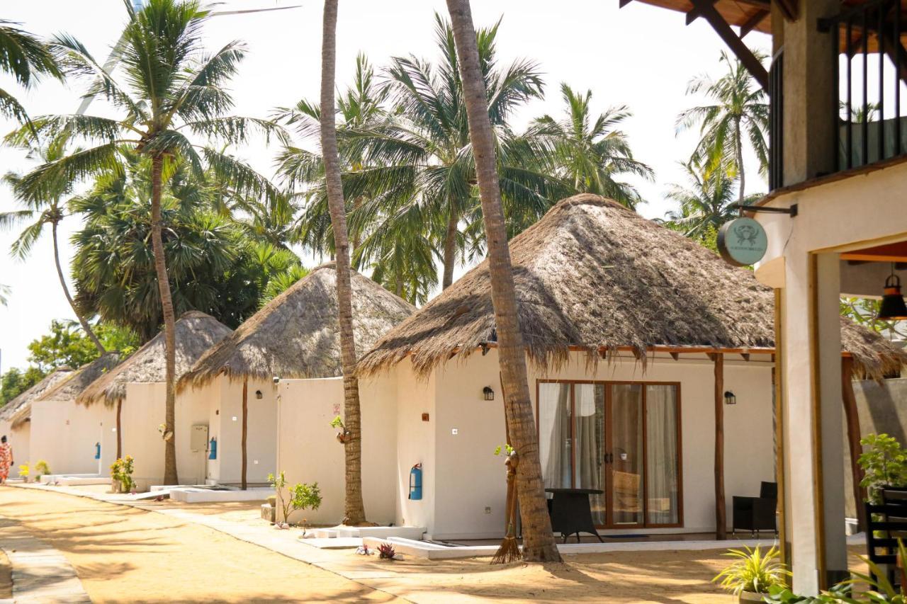 The Blue Lagoon Resort Калпития Экстерьер фото